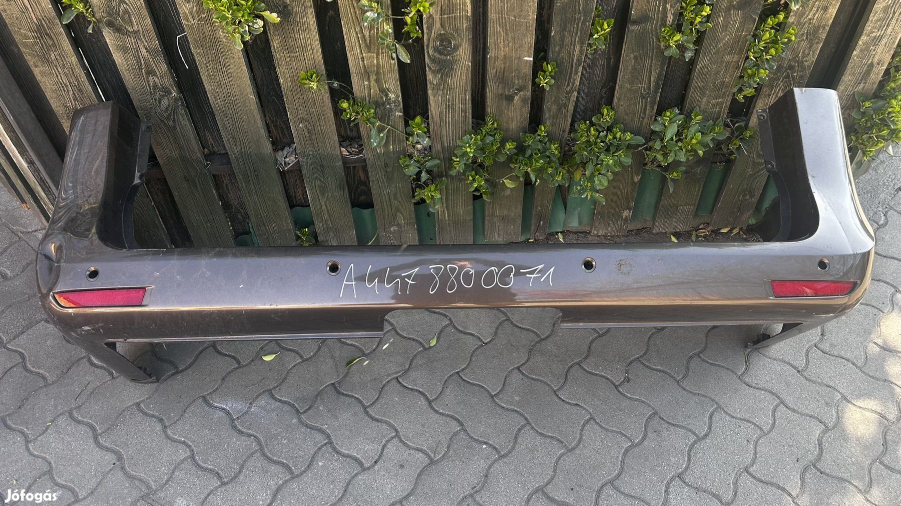 W447 HÁTSÓ LÖKHÁRÍTÓ A4478800071 eladó