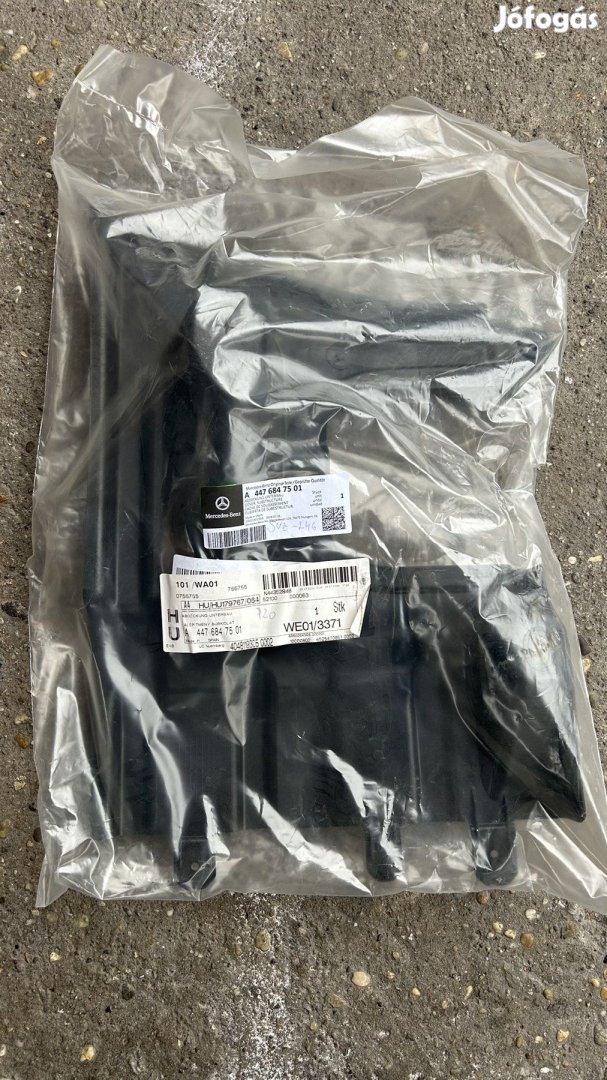 W447 burkolat A4476847501 eladó