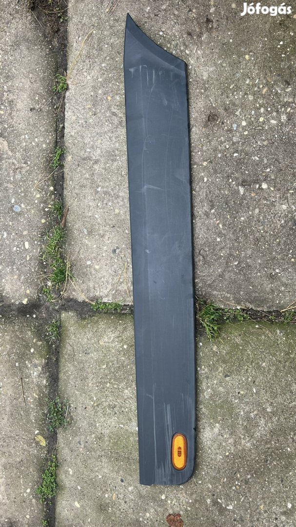 W906 JOBB DÍSZCSÍK A9066903700 eladó