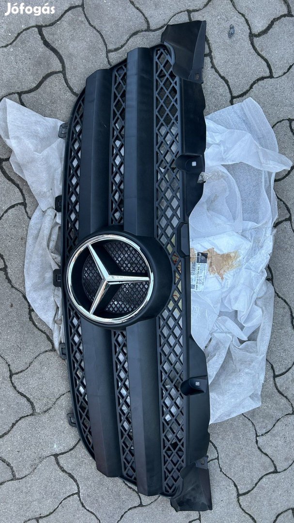 W906 díszrács csillaggal A9068800385649051 eladó