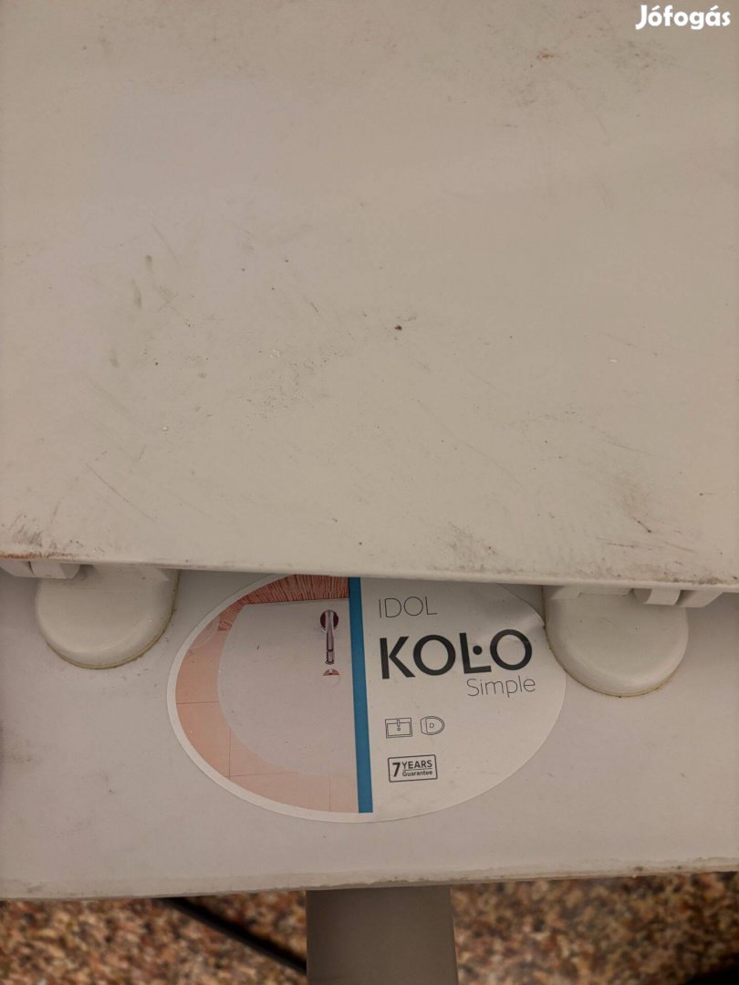 WC fajansz Kolo új