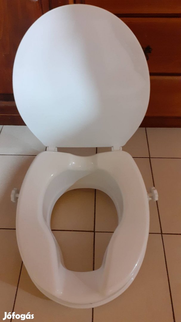 WC magasító eladó