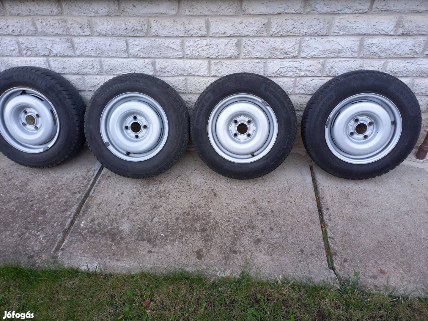W Golf II gyári felnik és téligumik külön-külön is eladók