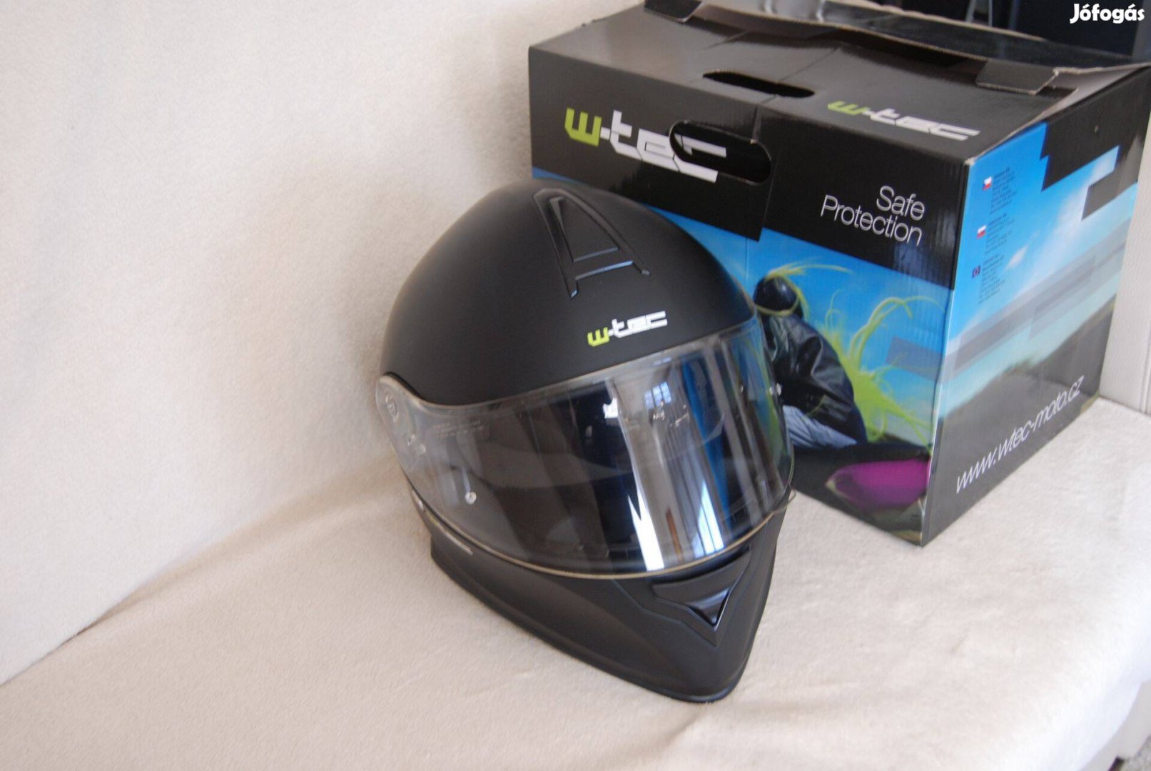 W-TEC V127 bukósisak eladó