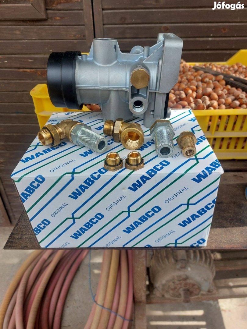 Wabco légfékszelep vontatmány fékezéséhez