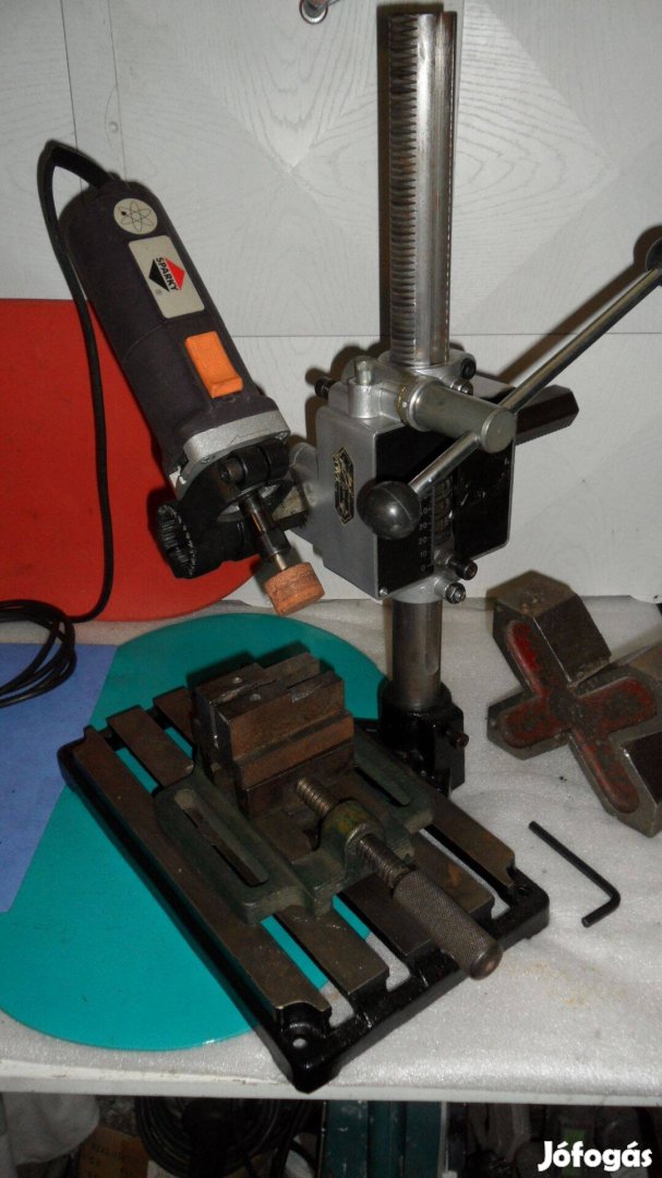 Wabeco fúrógép állvány több tengely egyenescsiszoló turb.