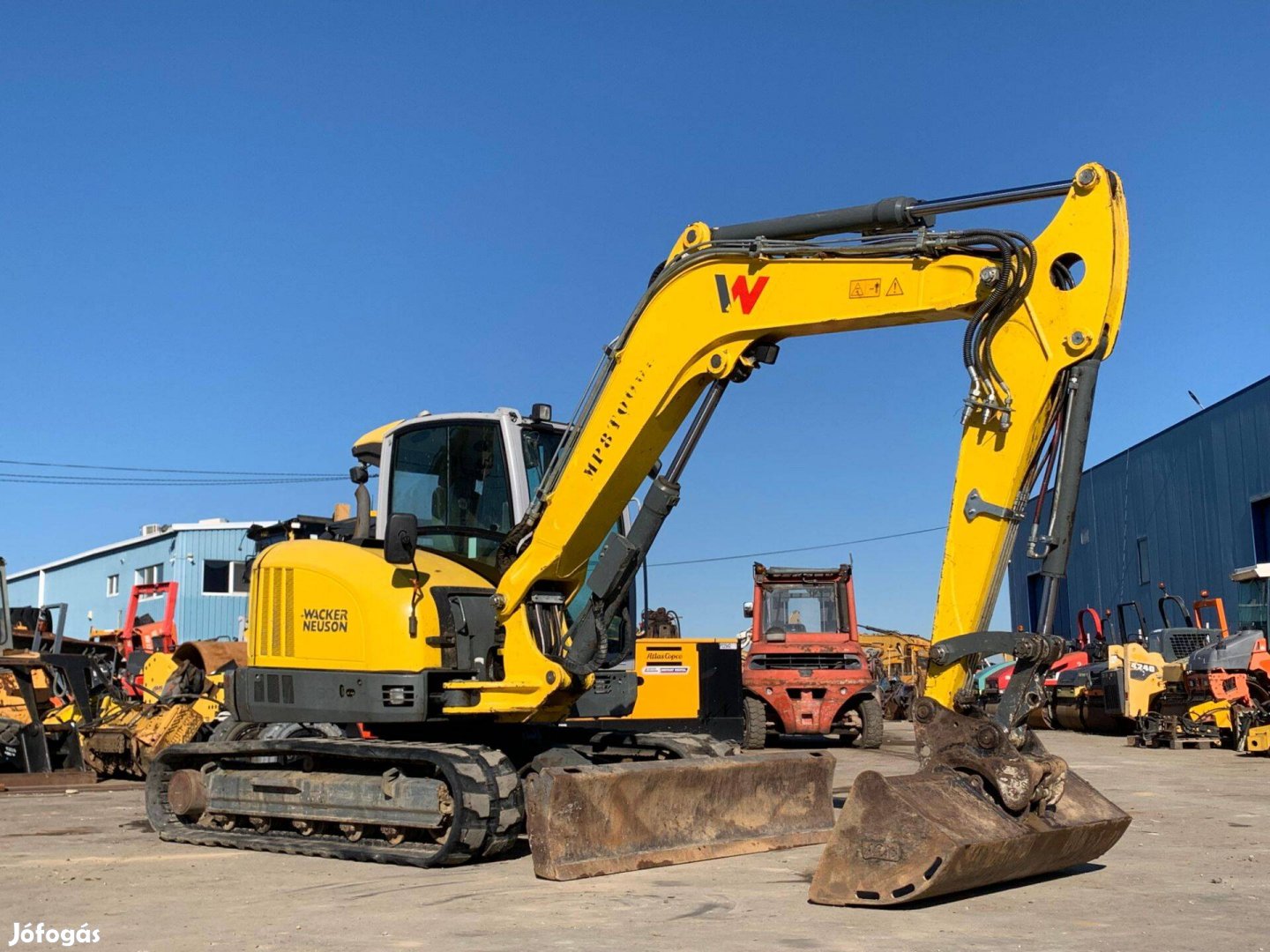 Wacker Neuson EZ80 gumiláncos kotró