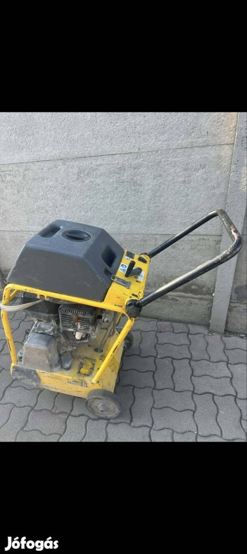Wacker Neuson Honda motoros aszfaltvágó hézagvágó