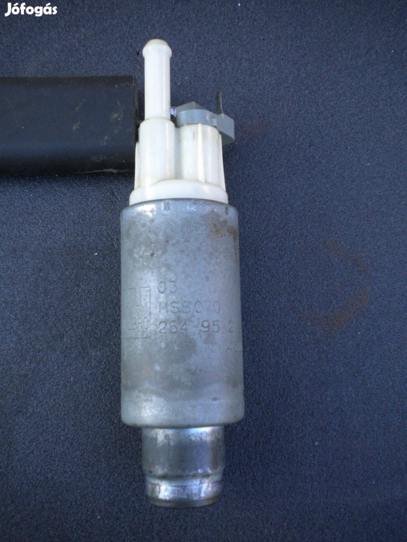 Walbro MSS-070 benzinpumpa üzemanyagszivattyú