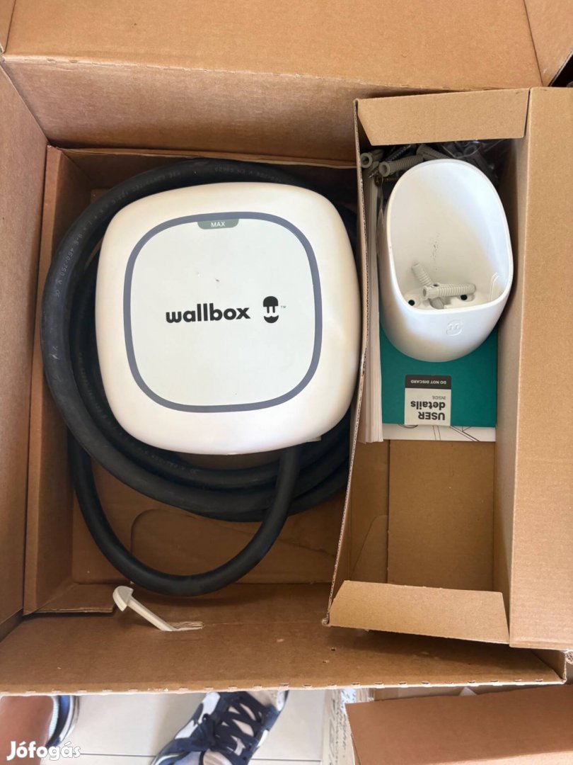 Wallbox Pulsar Max 22 kW elektromos autó fali töltő
