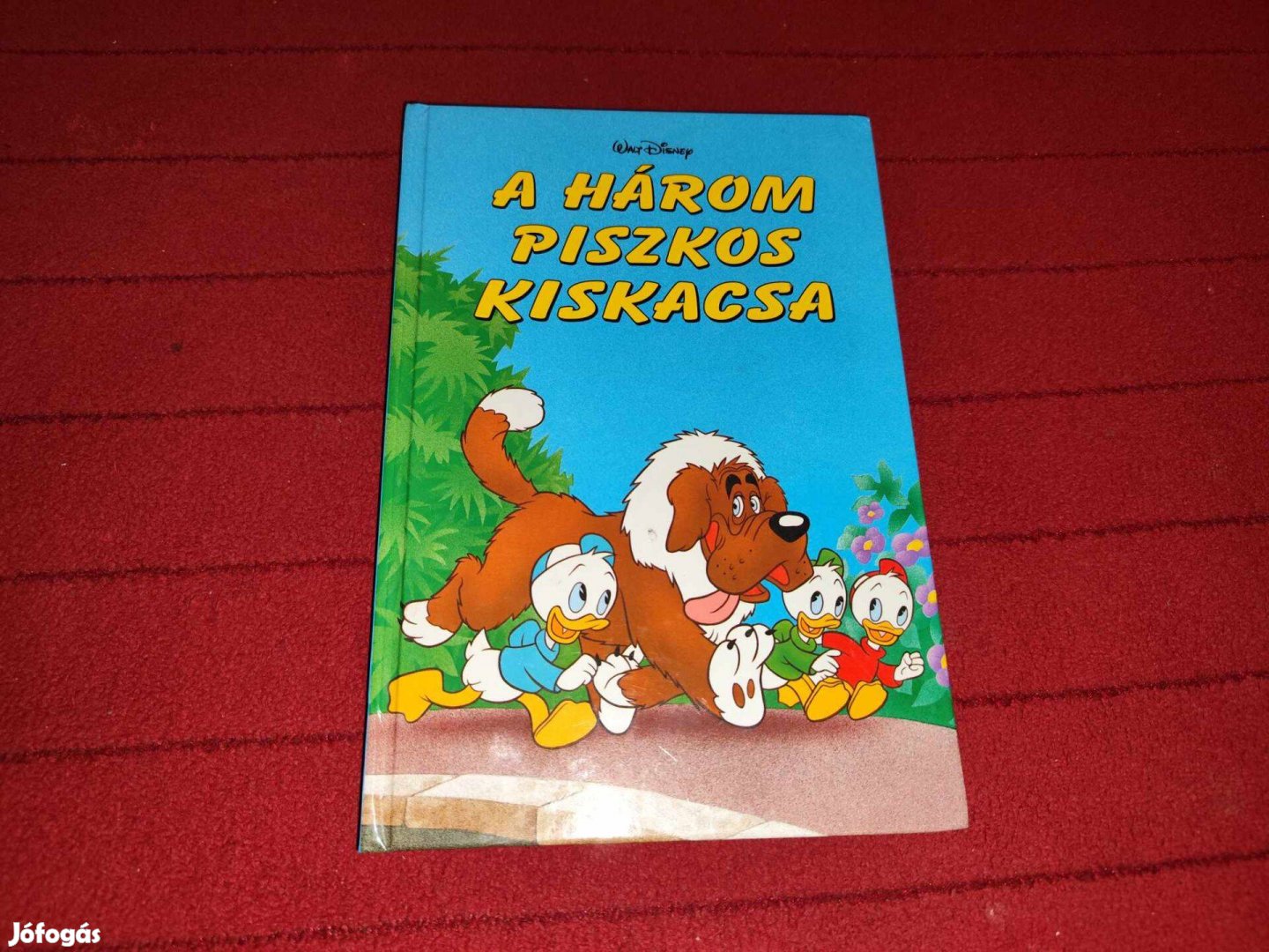 Walt Disney A három piszkos kiskacsa