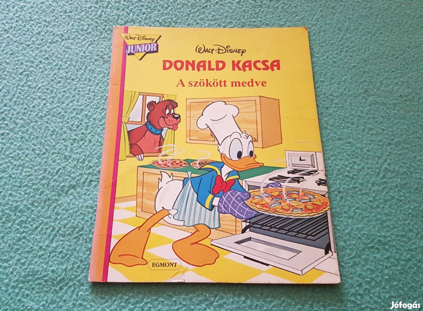 Walt Disney Donald kacsa - A szökött medve könyv