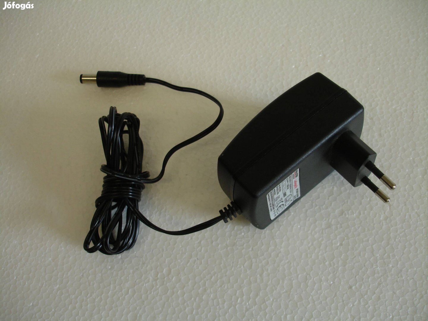 Walter IVP2200-1500WG 22V 1500mA hálózati adapter töltő