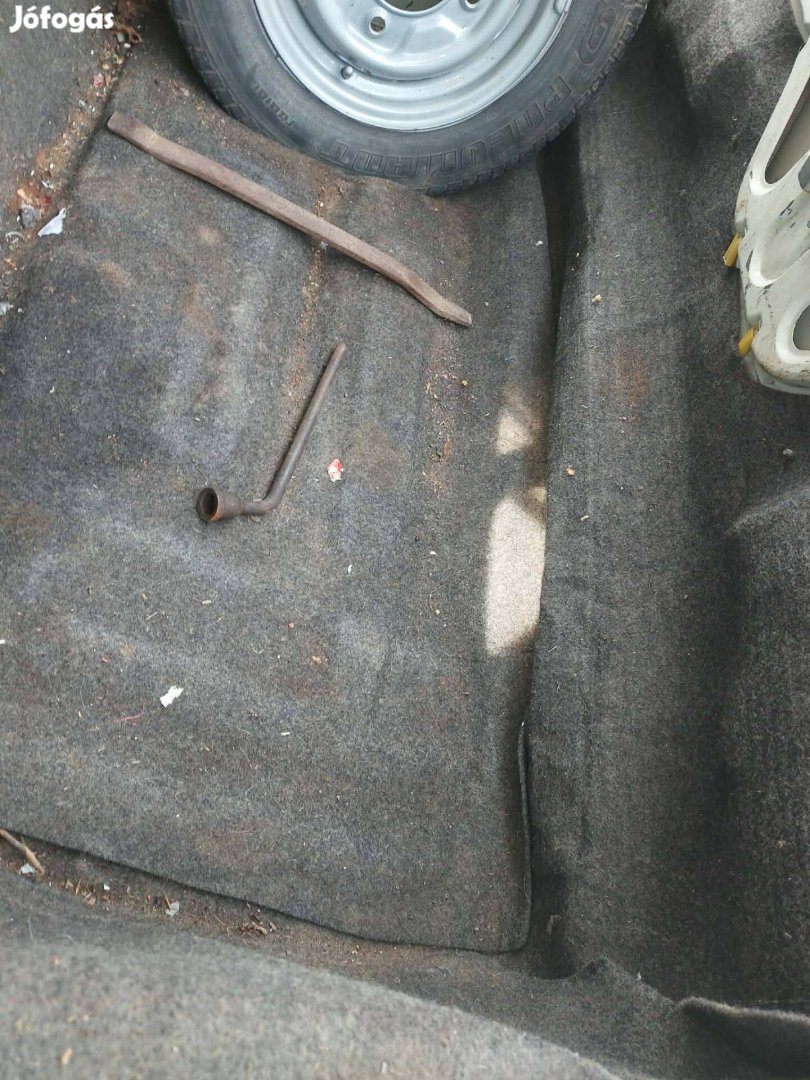 Warburg csomagtartó szőnyeg