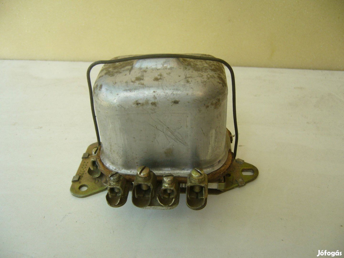 Wartburg 12v os 500 wos feszültség szabályzó