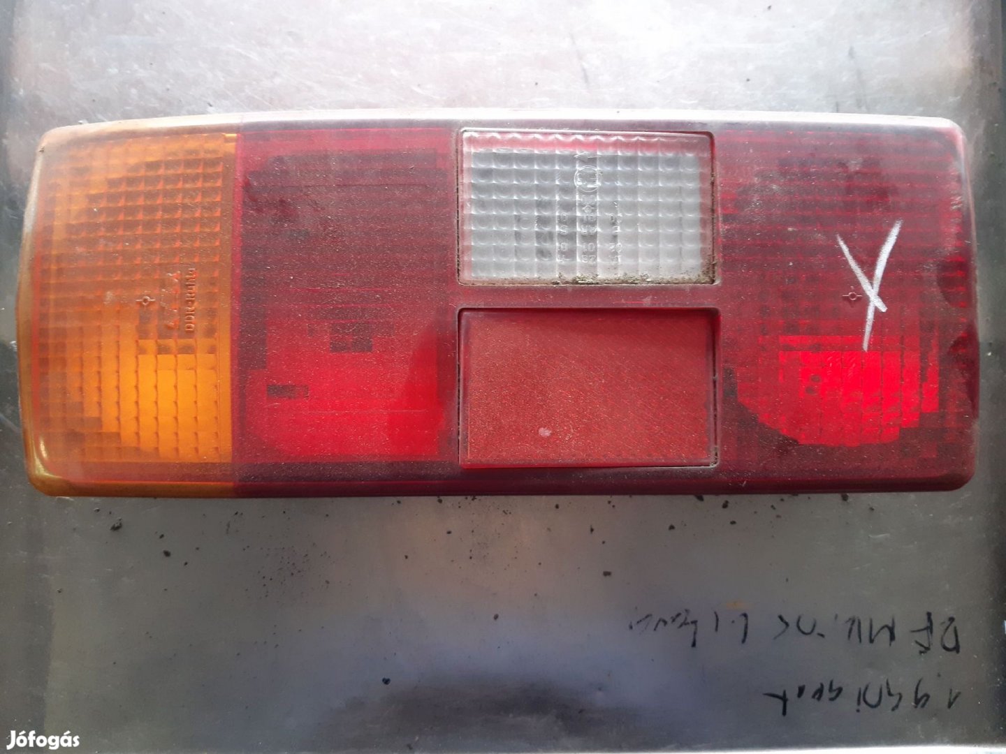 Wartburg 1.3 Jobb Hátsó Lámpa