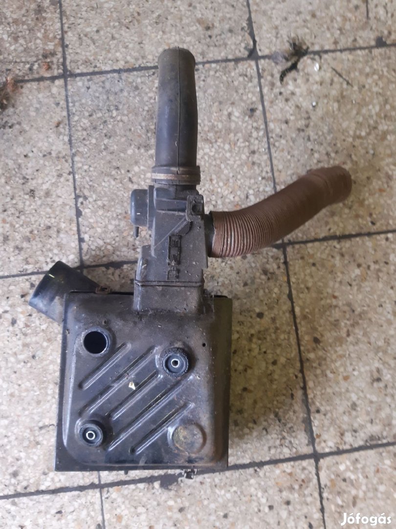 Wartburg 1.3 Légszűrő Ház Levegő Cső