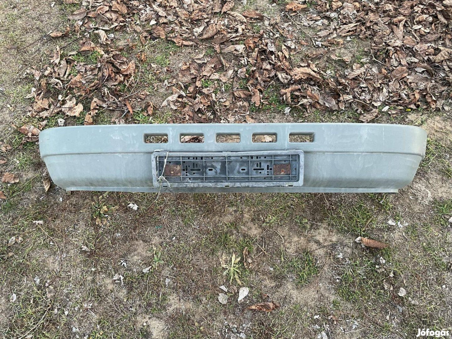 Wartburg 1.3 első lökhárító