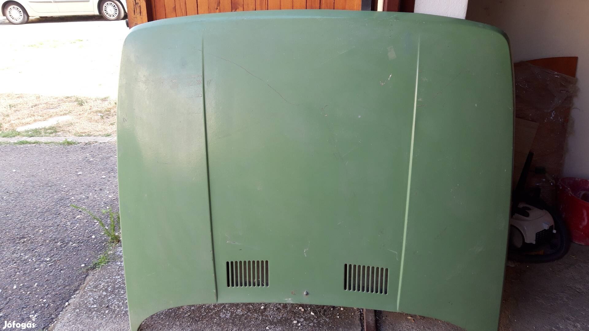 Wartburg 1/3 motorháztető újszerű állapotú 