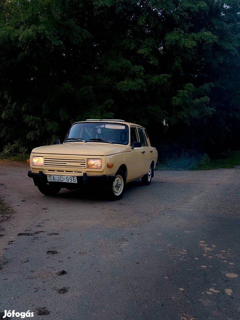 Wartburg 353