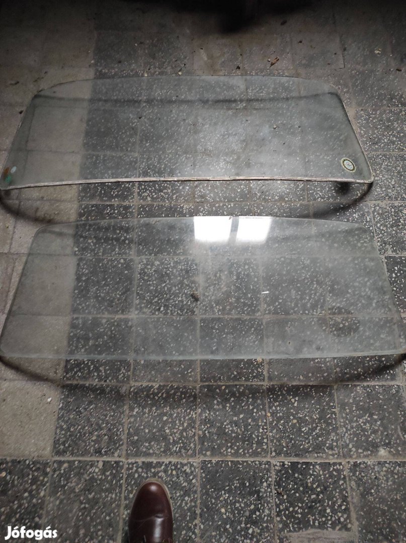 Wartburg 353 első és hátsó szélvédő