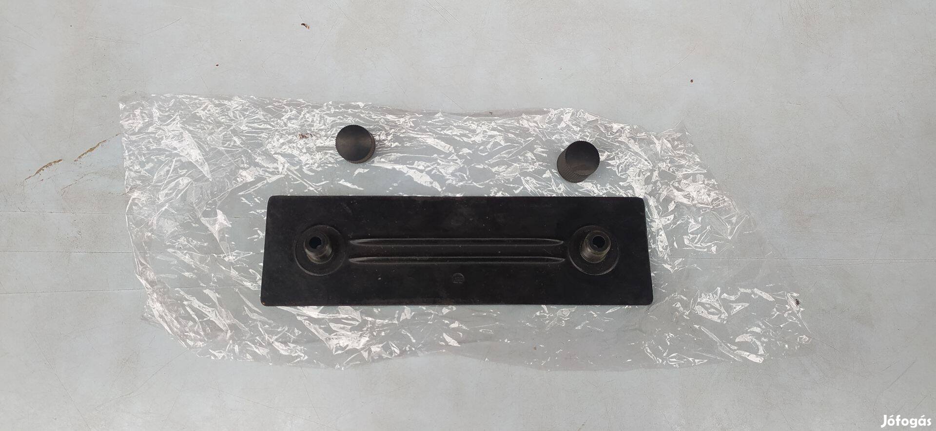 Wartburg 353 gyári rádió nyílás takaró retro bakelit