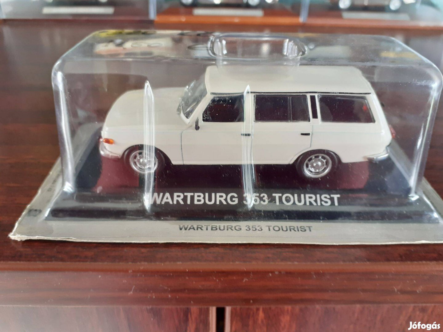 Wartburg 353 tourist kisauto modell 1/43 Eladó