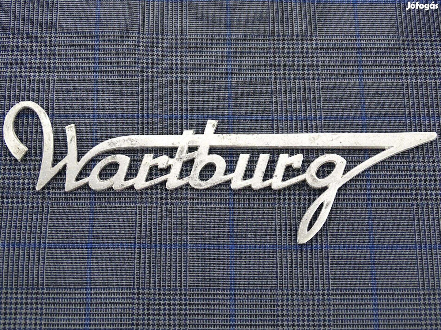 Wartburg alumínium embléma