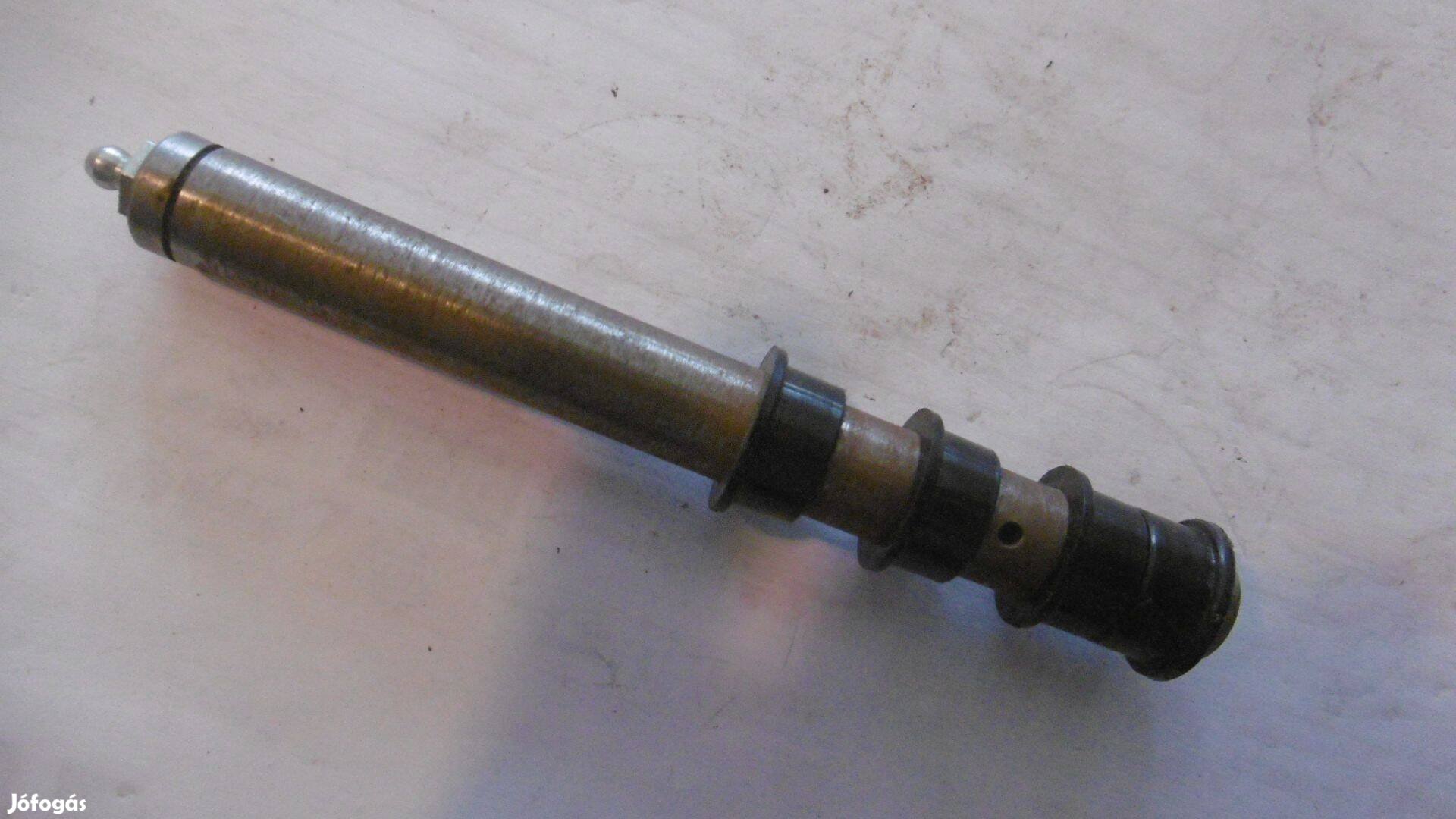 Wartburg gyári új pedáltengely perselyekkel