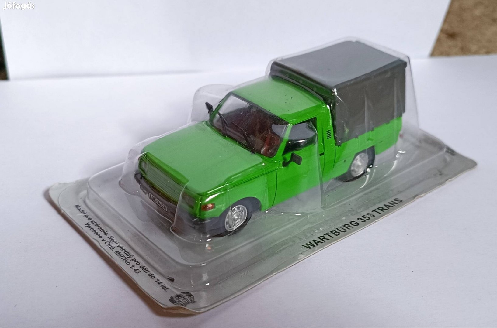 Wartburg trans 1/43 modell