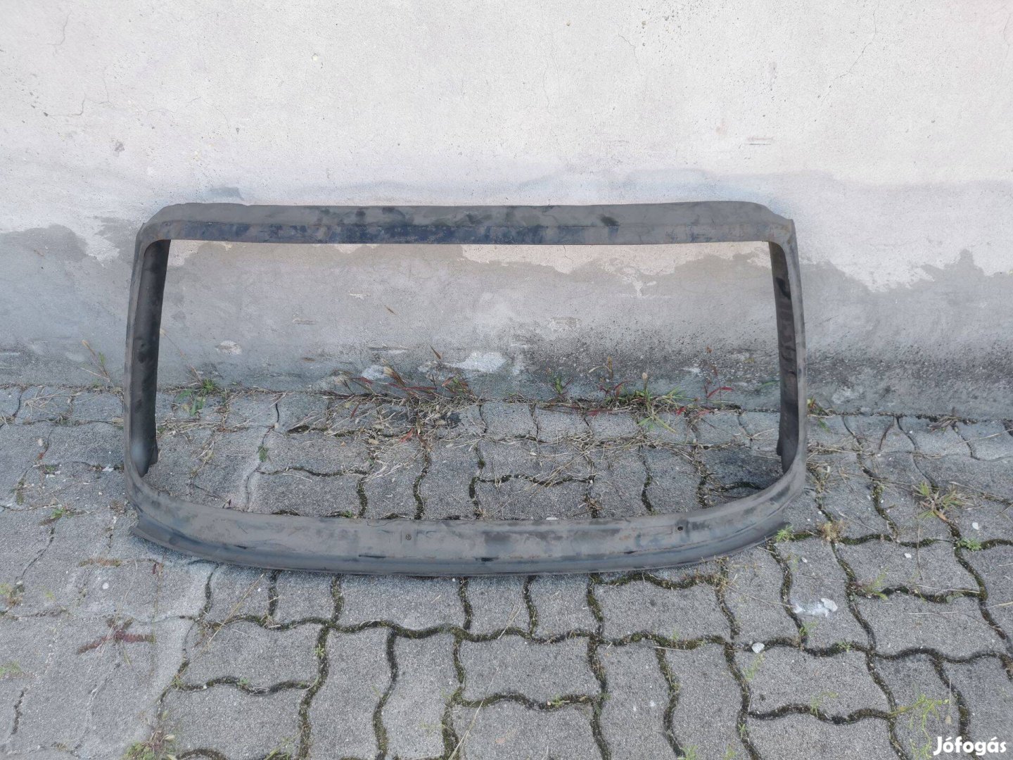 Wartburg új első szélvédő keret