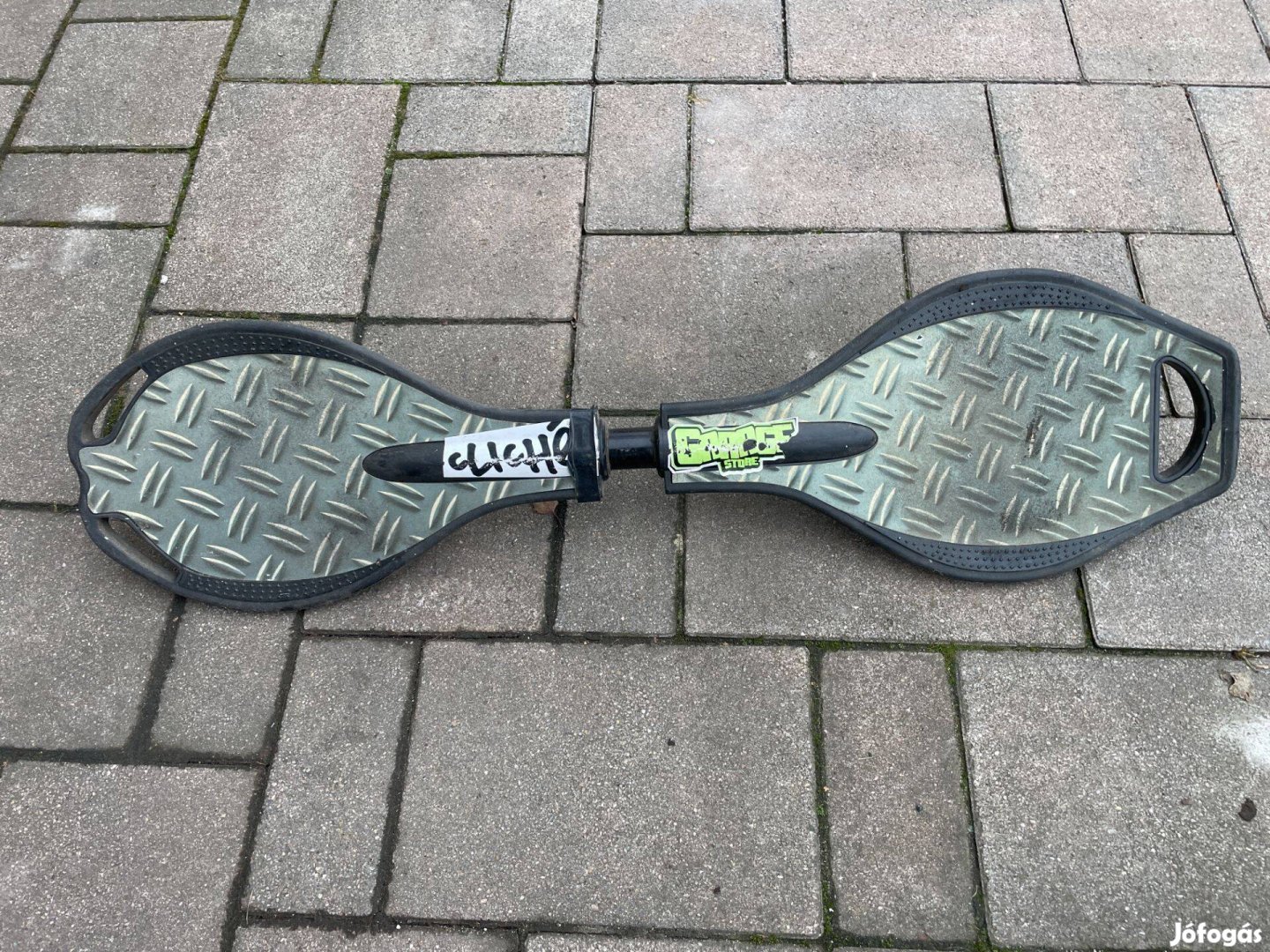 Waveboard gördeszka