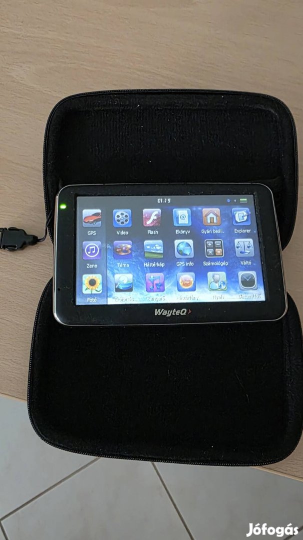 Wayteq retro GPS navigátor