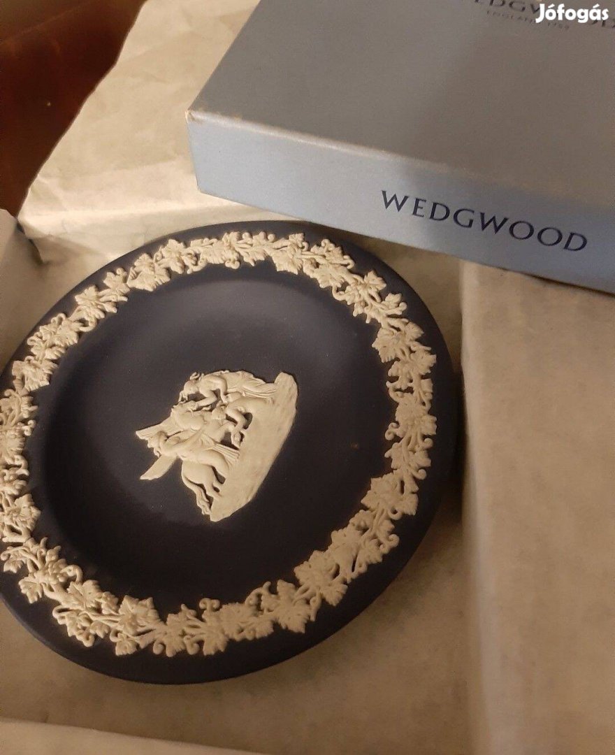 Wedgwood angol porcelán