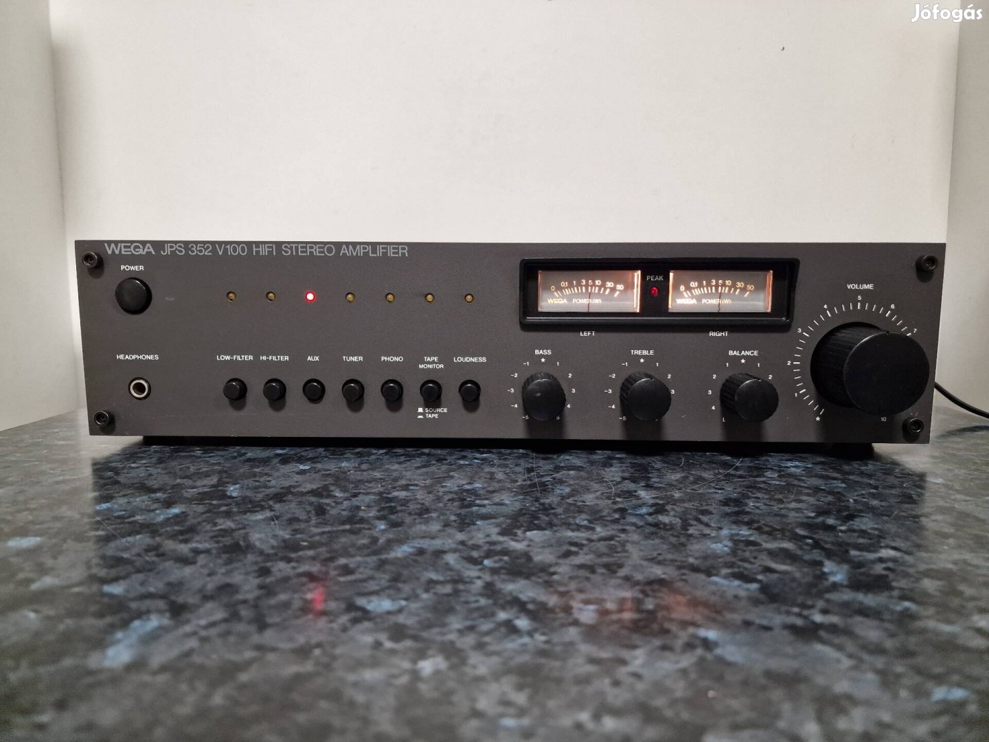 Wega Jps-352 deprez műszeres stereo erősítő 