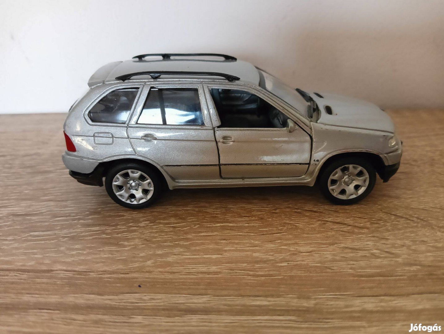 Welly BMW X5 1/43