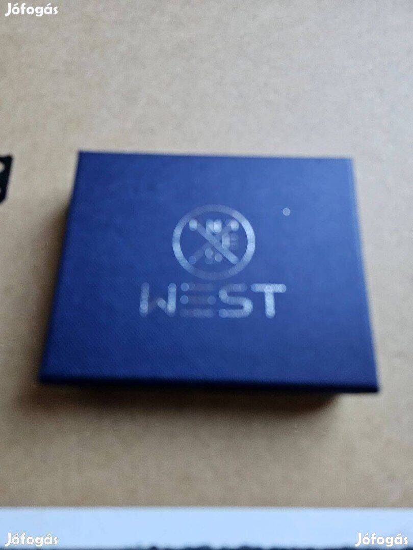 West új karbon mintájó kis méretü pénztárca új dobozos 10x8x1, 5cm &l