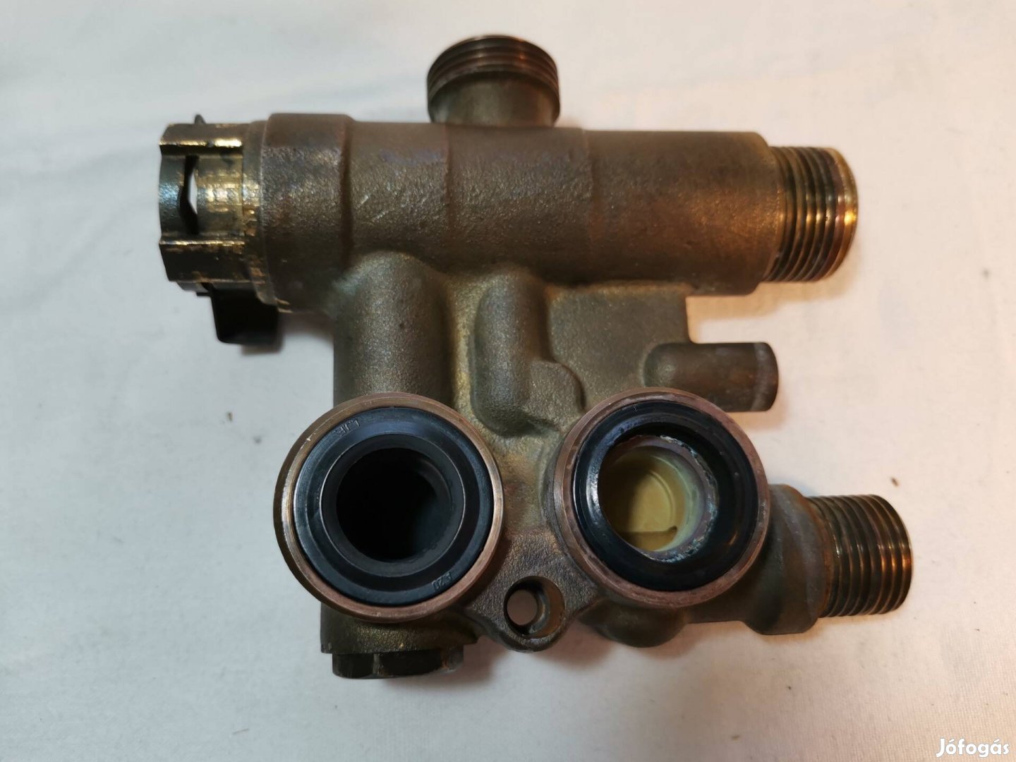 Westen Pulsar 240 Fi 3 utú váltószelep ház