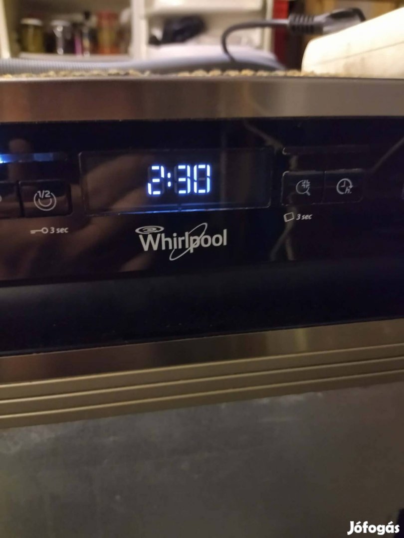Whirlpool keskeny kivitelű mosogatógép hibátlan állapotban