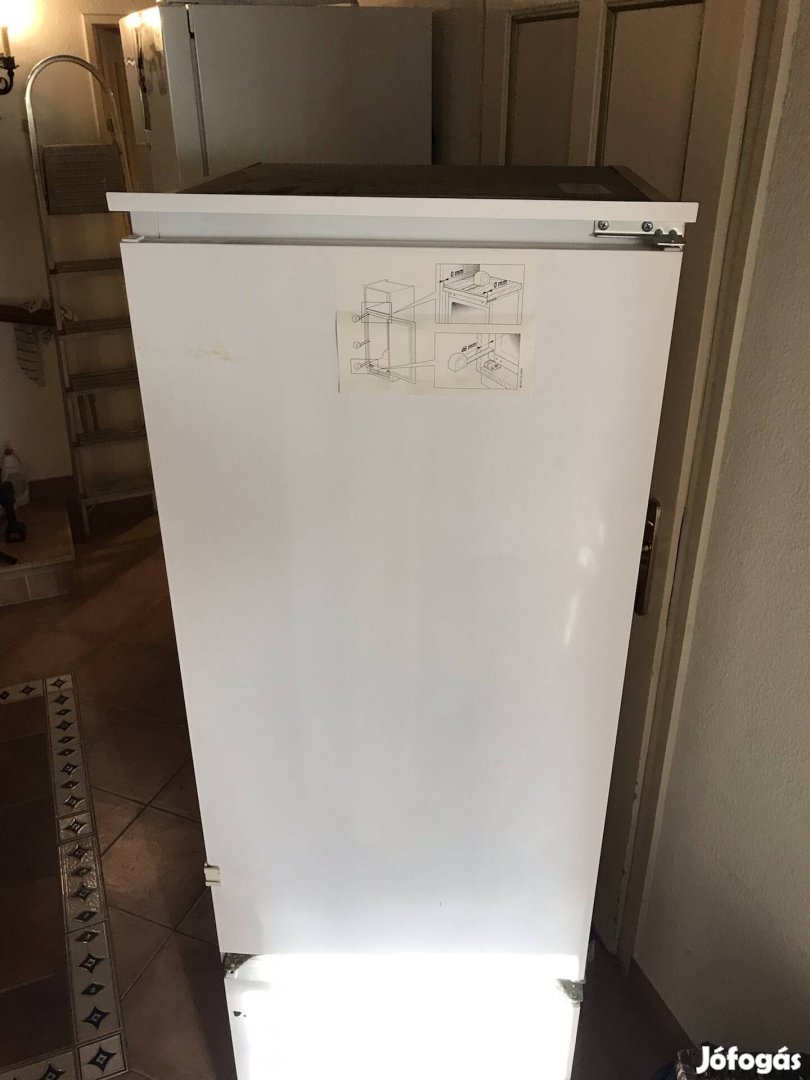 Whirpool hűtőszekrény beépíthető