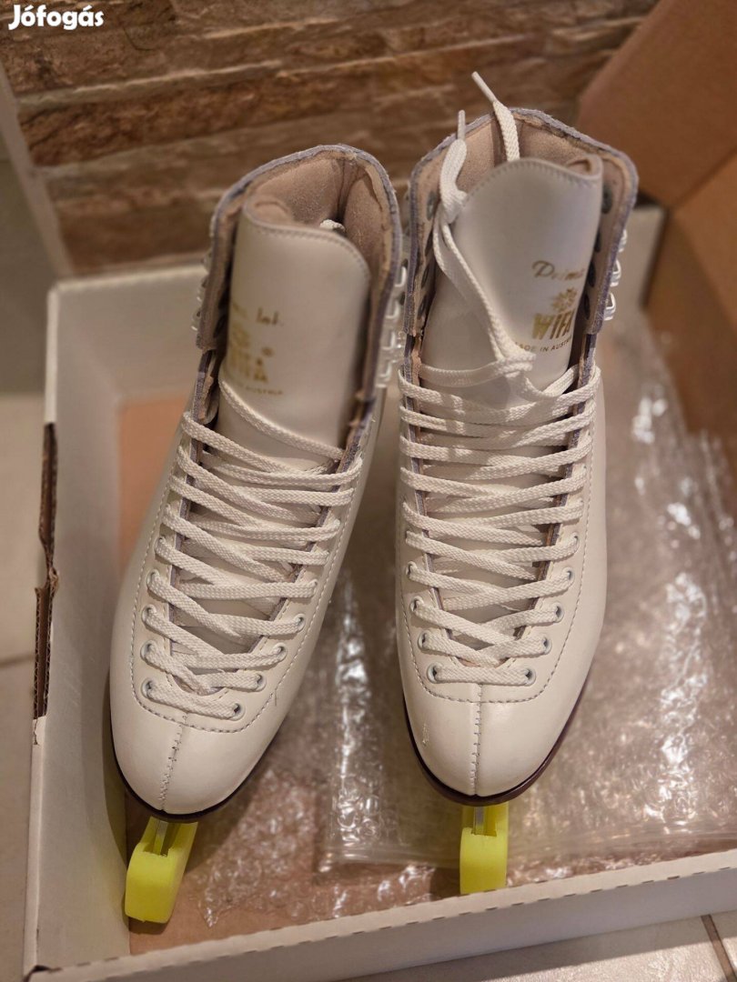 Wifa Prima Intermediate műkorcsolya kétszer viselt