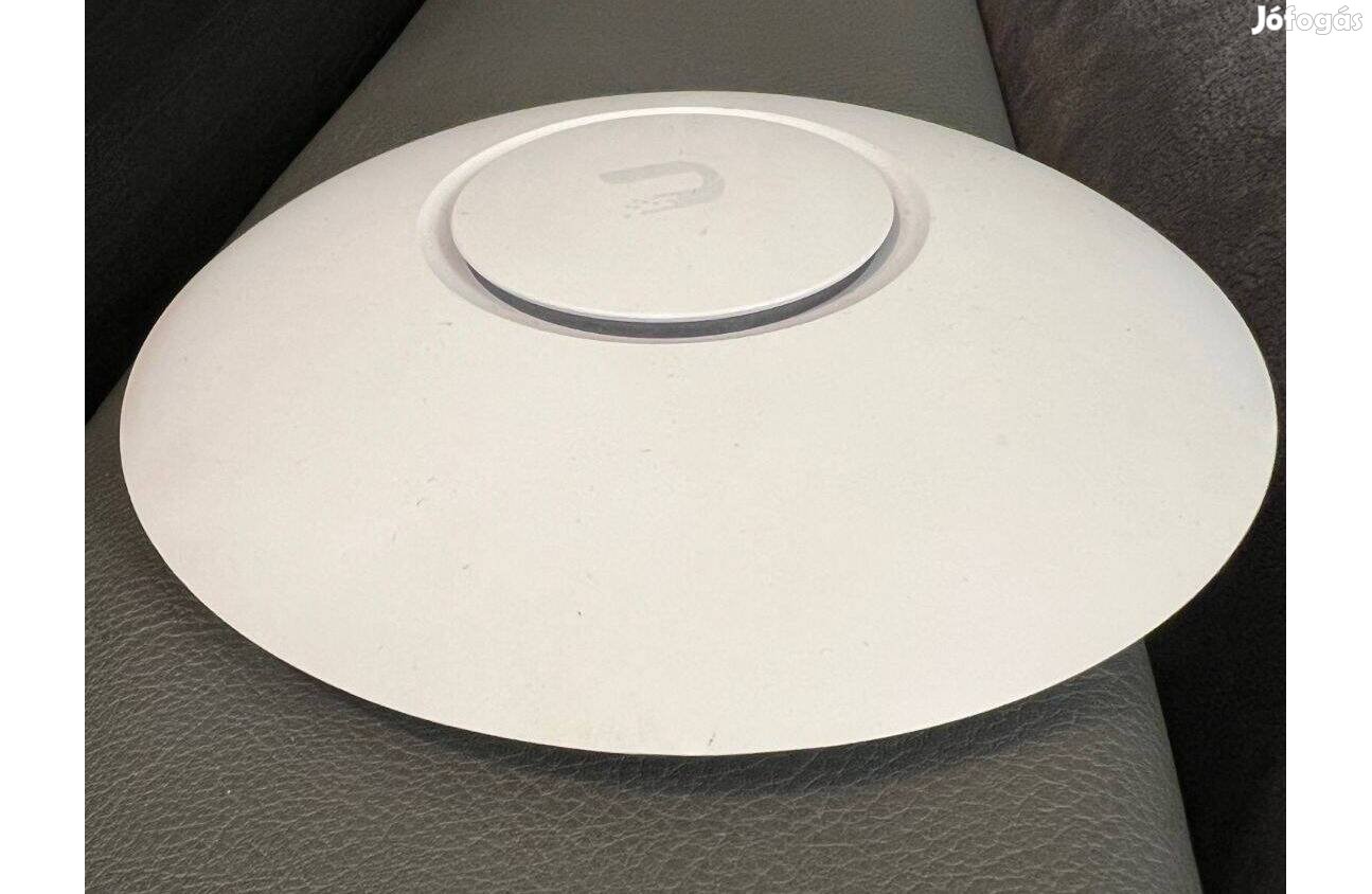 Wifi jelerősítő-Ubiquiti Unifi nanohd