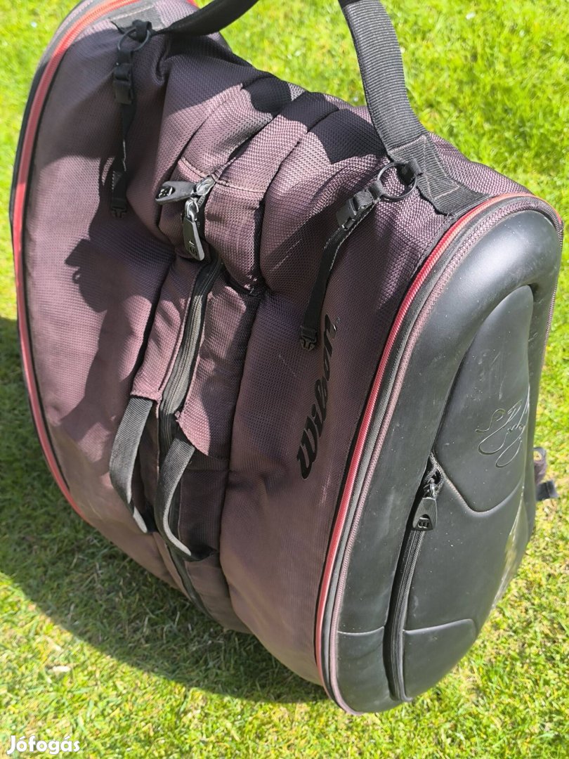 Wilson sokrekeszes tenisztaska hátizsák