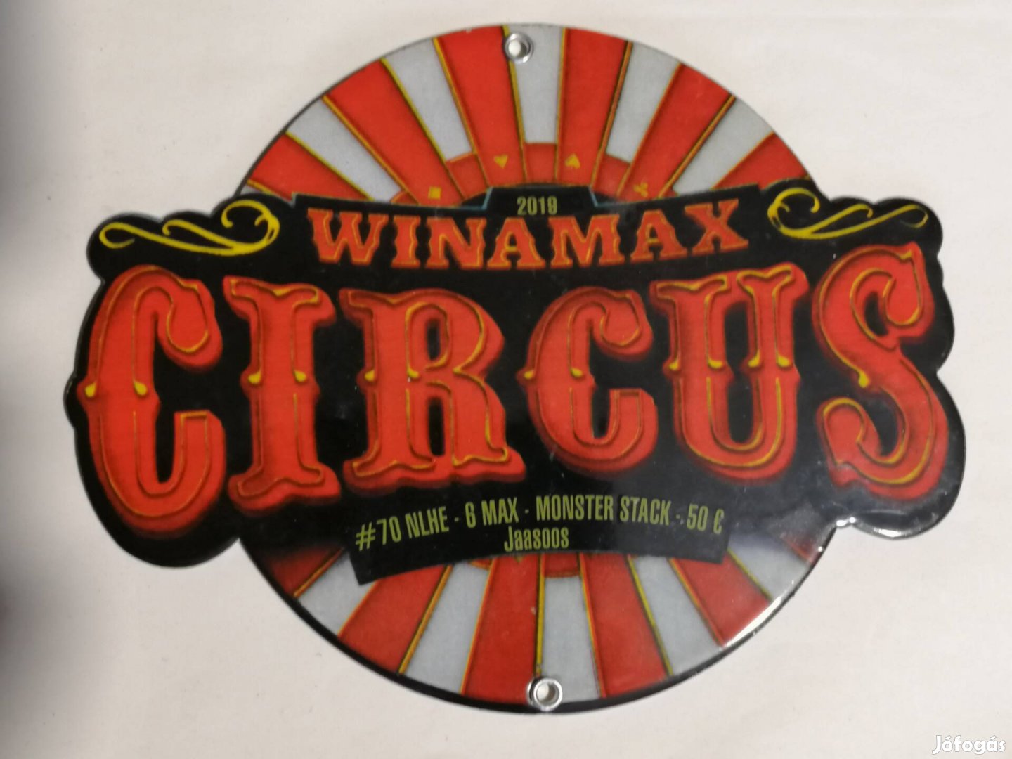 Winamax circus reklám tábla 