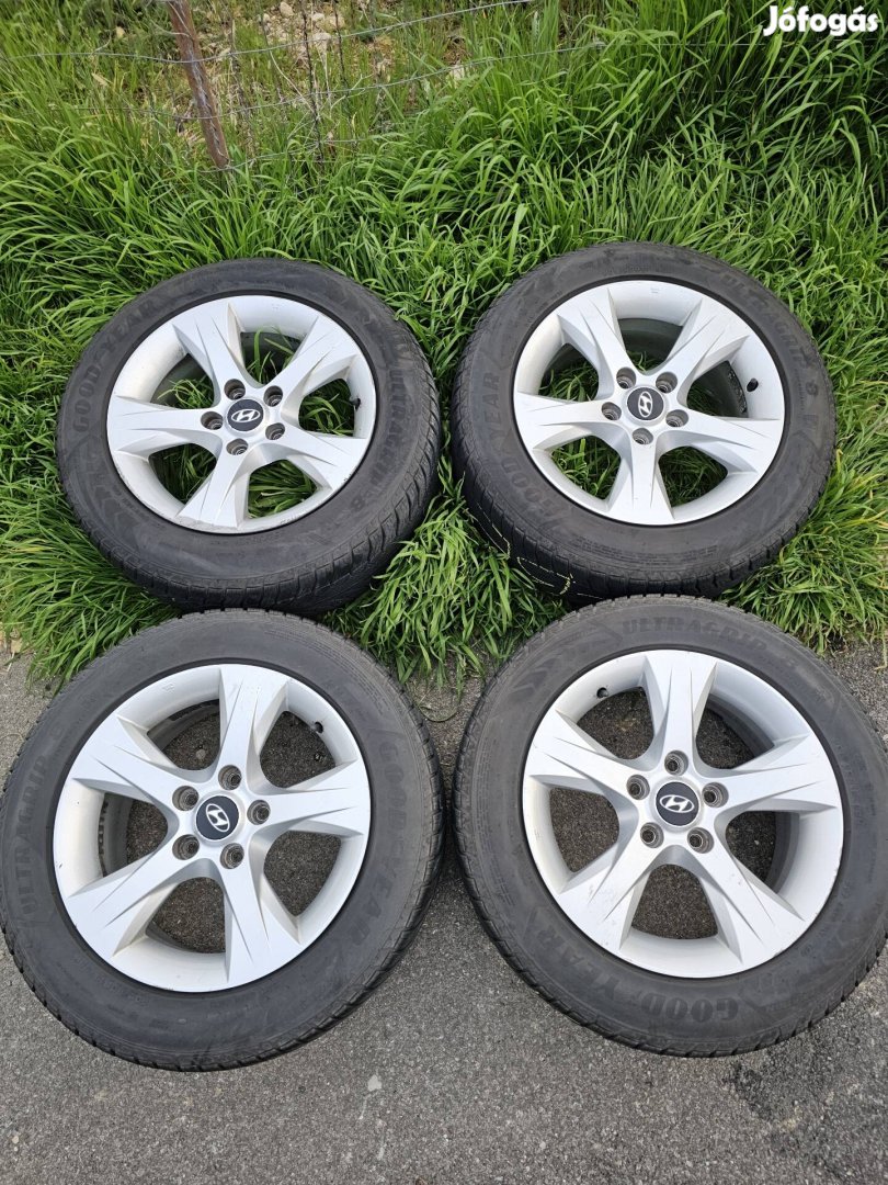 Winter tyres + rims 205/60 7Jx16 ET40 5?114,3 (Gumi + Felni)