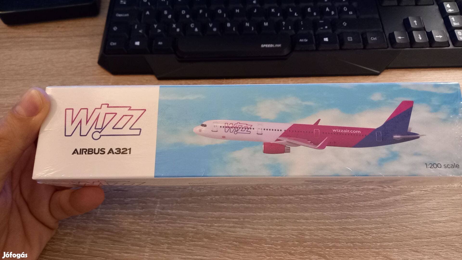 Wizzair Airbus A321 modell repülő (bontatlan dobozban)