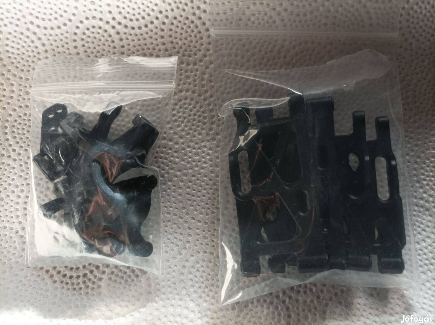 Wltoys 144001, 124018 rc autókhoz kerékfelfüggesztő szett