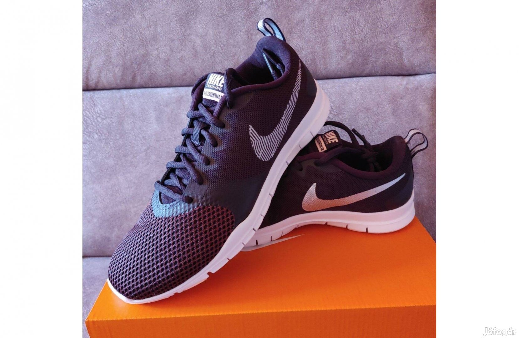 Wmns Nike Flex Essential TR női cipő 38