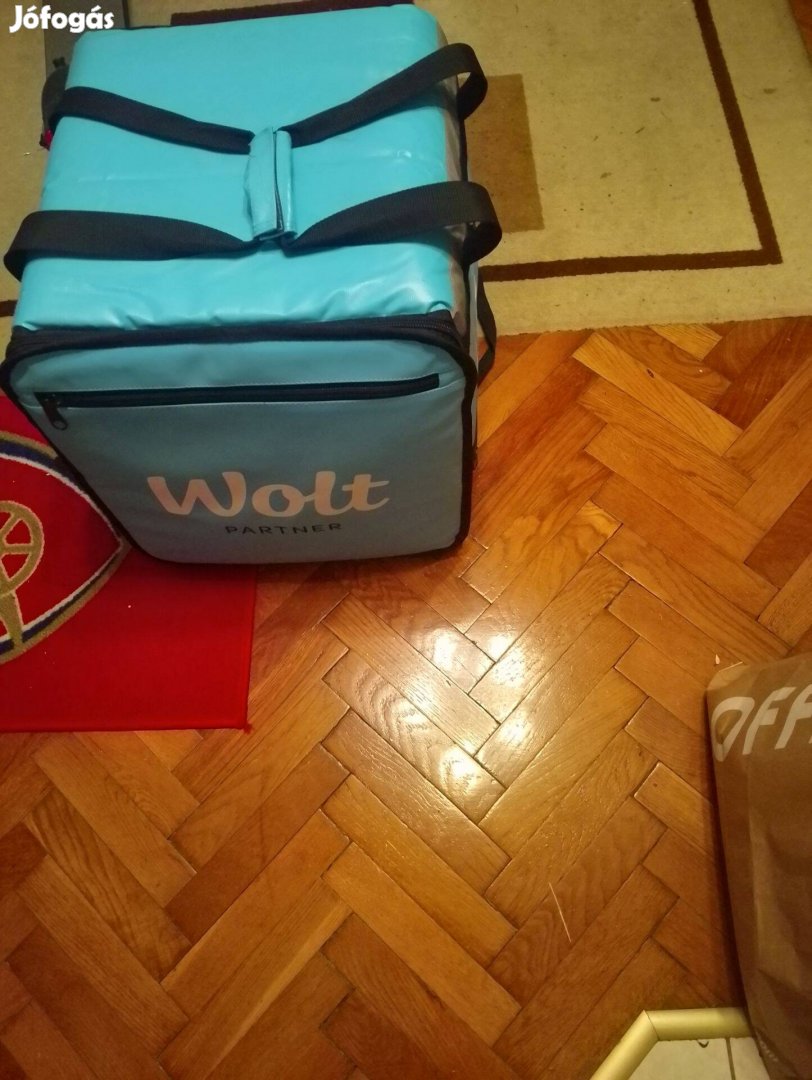 Wolt biciklis táska