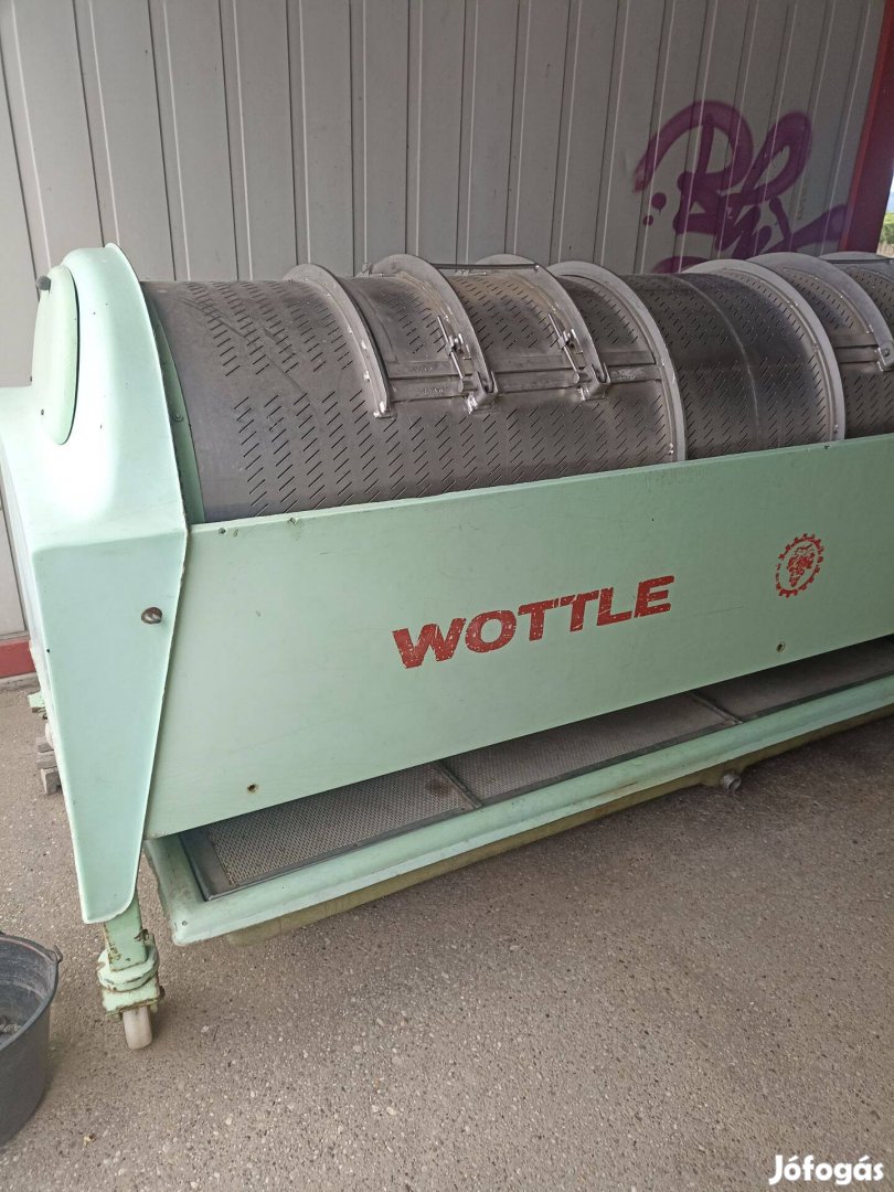 Wottle 1250 RS szőlő prés